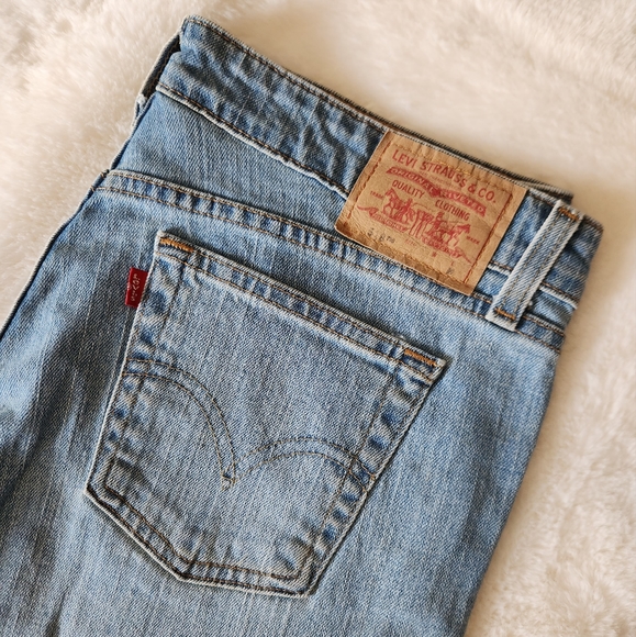 Vintage Levi 518 Jeans - Picture 2 of 10